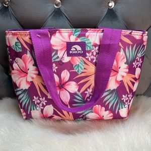 ❌SOLD❌ Igloo Lunch Bag 🌸